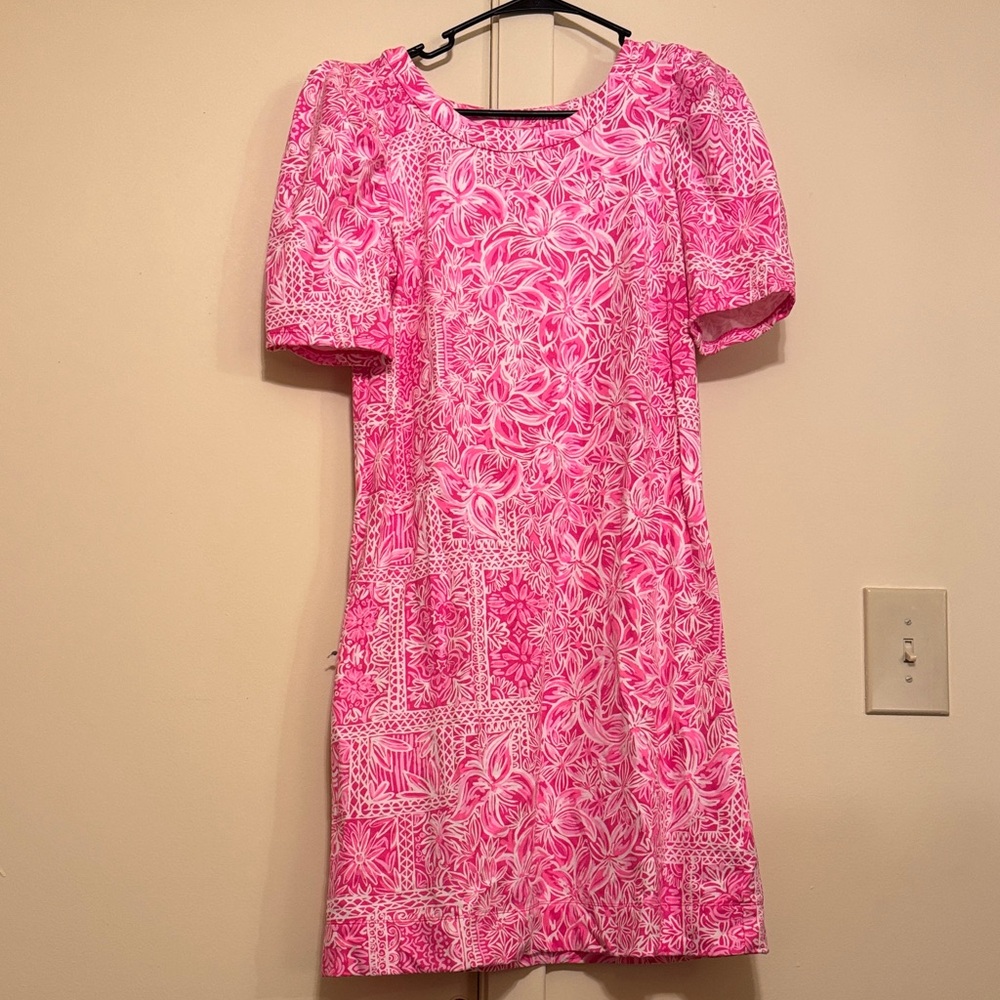 Lilly Pulitzer Harriet Dress in the print “Piñata Pink New Bloom On The Block”